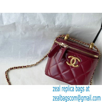 chanel Calfskin  &  Gold-Tone Metal BURGUNDY SMALL VANITY WITH CHAIN ap2292